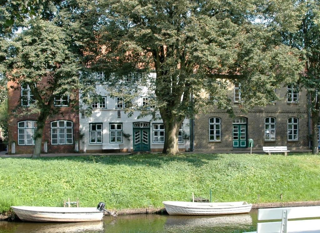 Ferienwohnung Am Mittelburgwall Фридрихщат Екстериор снимка